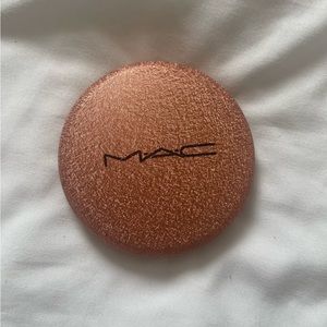 Mac skin finish radiant bronzer ( medium golden )